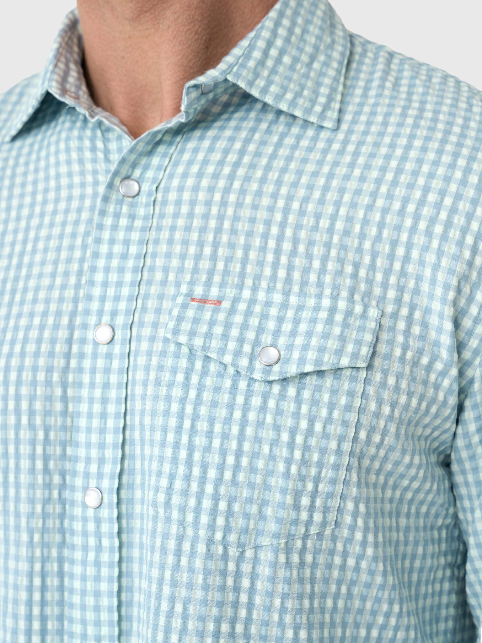 Criquet Men's Long Sleeve Seersucker Performance Pearl Snap Shirt - Saint Bernard