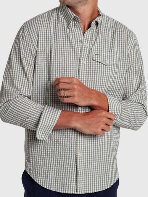 Criquet Men's Long Sleeve Seersucker Performance Pearl Snap Shirt