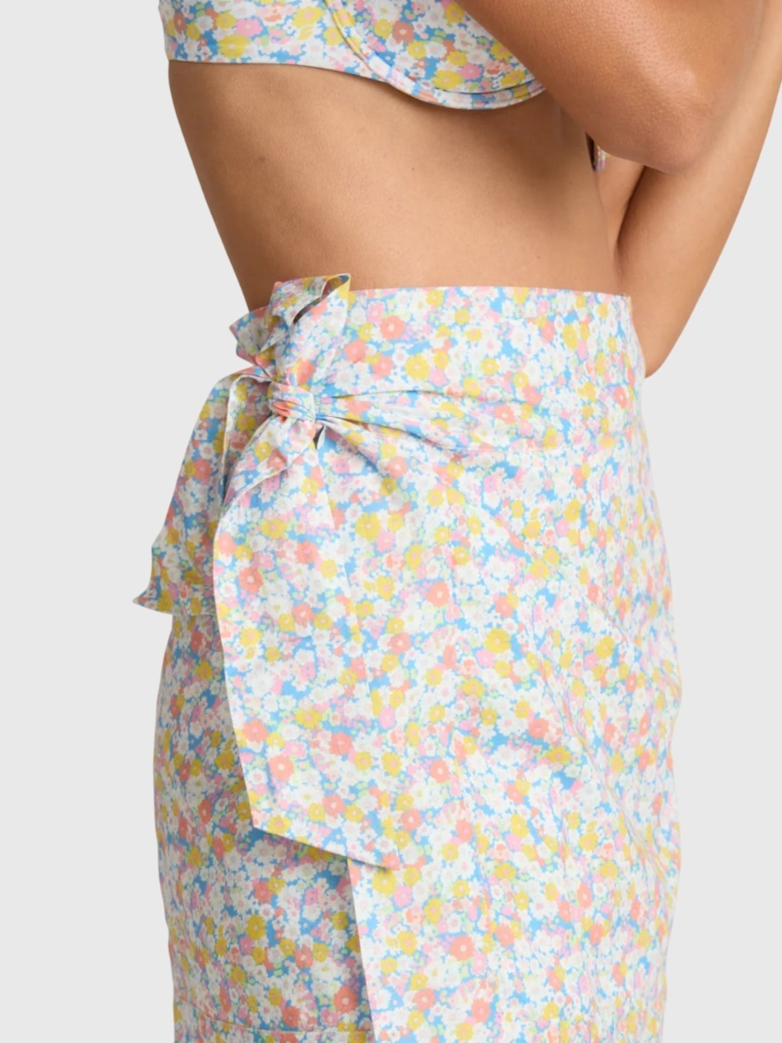 Minnow Women's Jasmine Blossom Short Pareo - Saint Bernard
