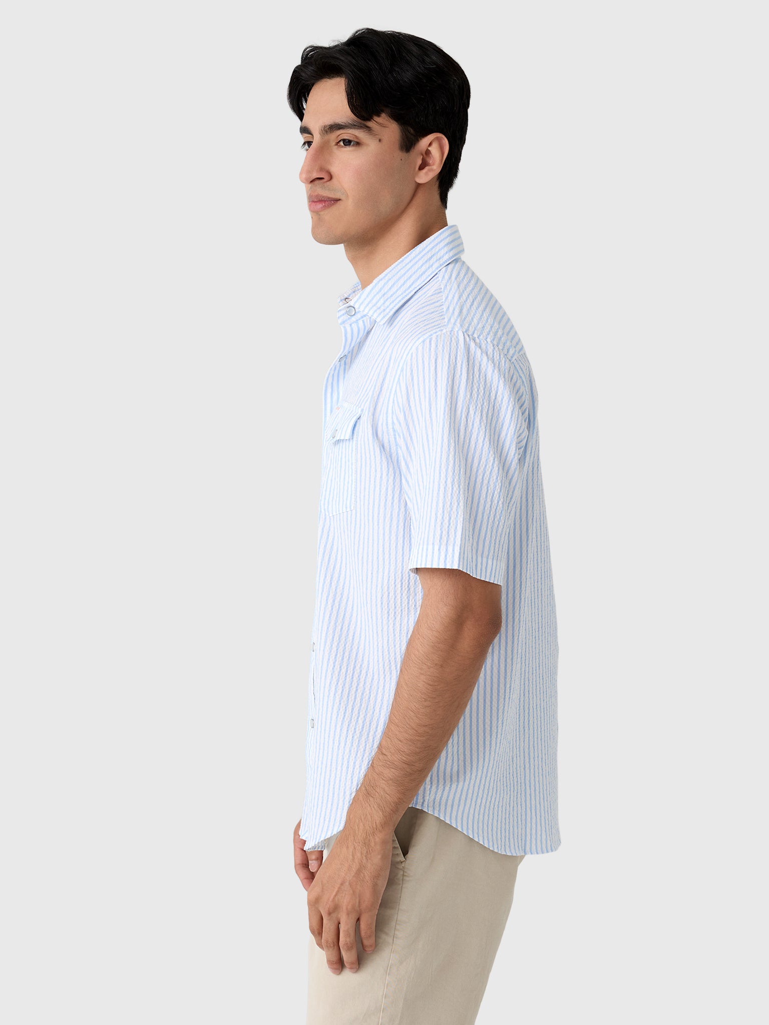 Criquet Men's Seersucker Pearl Snap Shirt - Saint Bernard