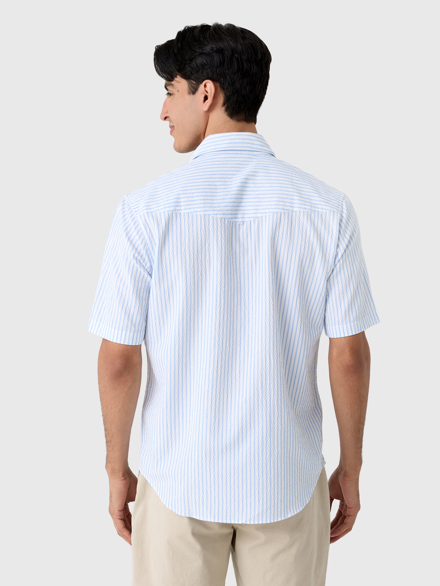 Criquet Men's Seersucker Pearl Snap Shirt - Saint Bernard