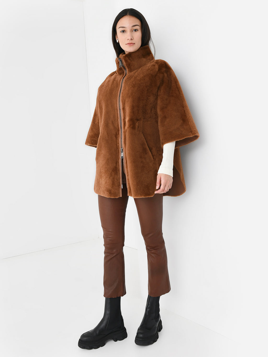 Suprema Women's Reversible Shearling Cape Jacket - Saint Bernard