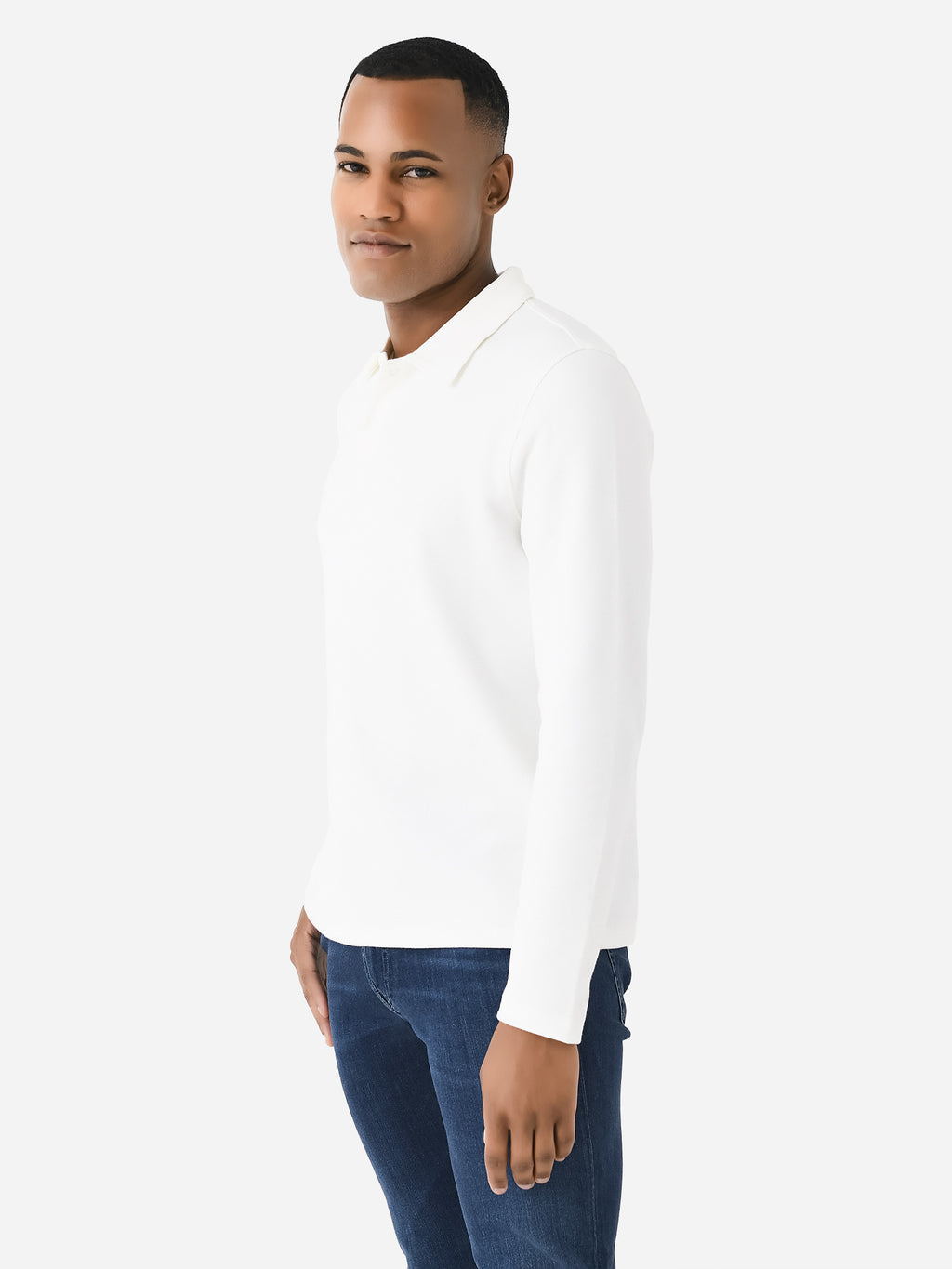 M90679668AxOFFWHITE-alt1