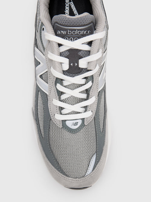 New Balance Men's Made in USA 990v6 Sneaker