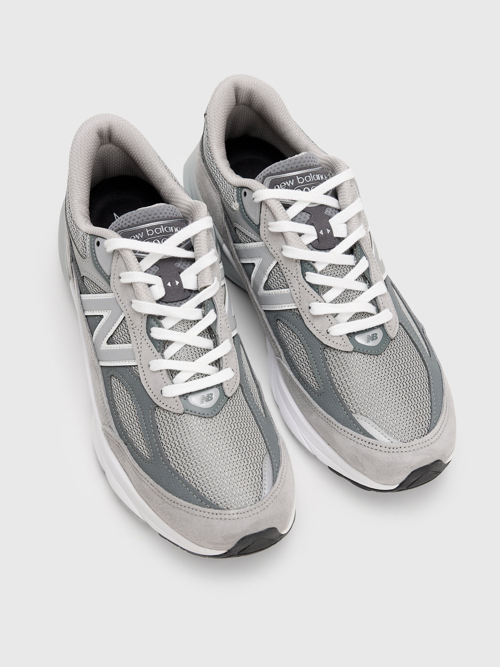 New Balance Men's Made in USA 990v6 Sneaker - Saint Bernard