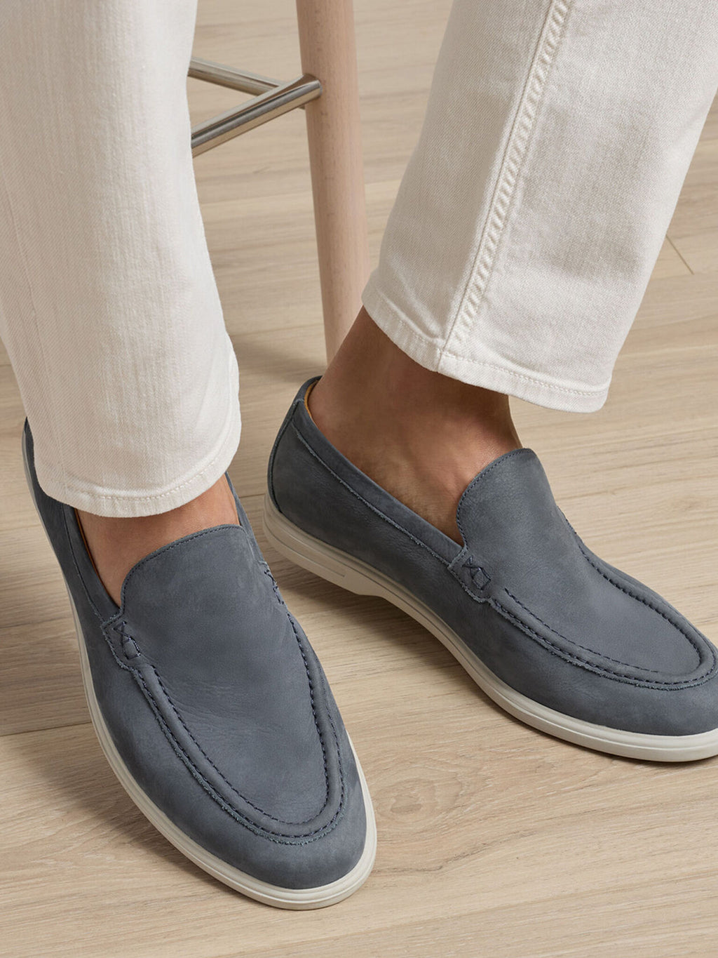 MA26XF05xBLUEPEARL-alt1