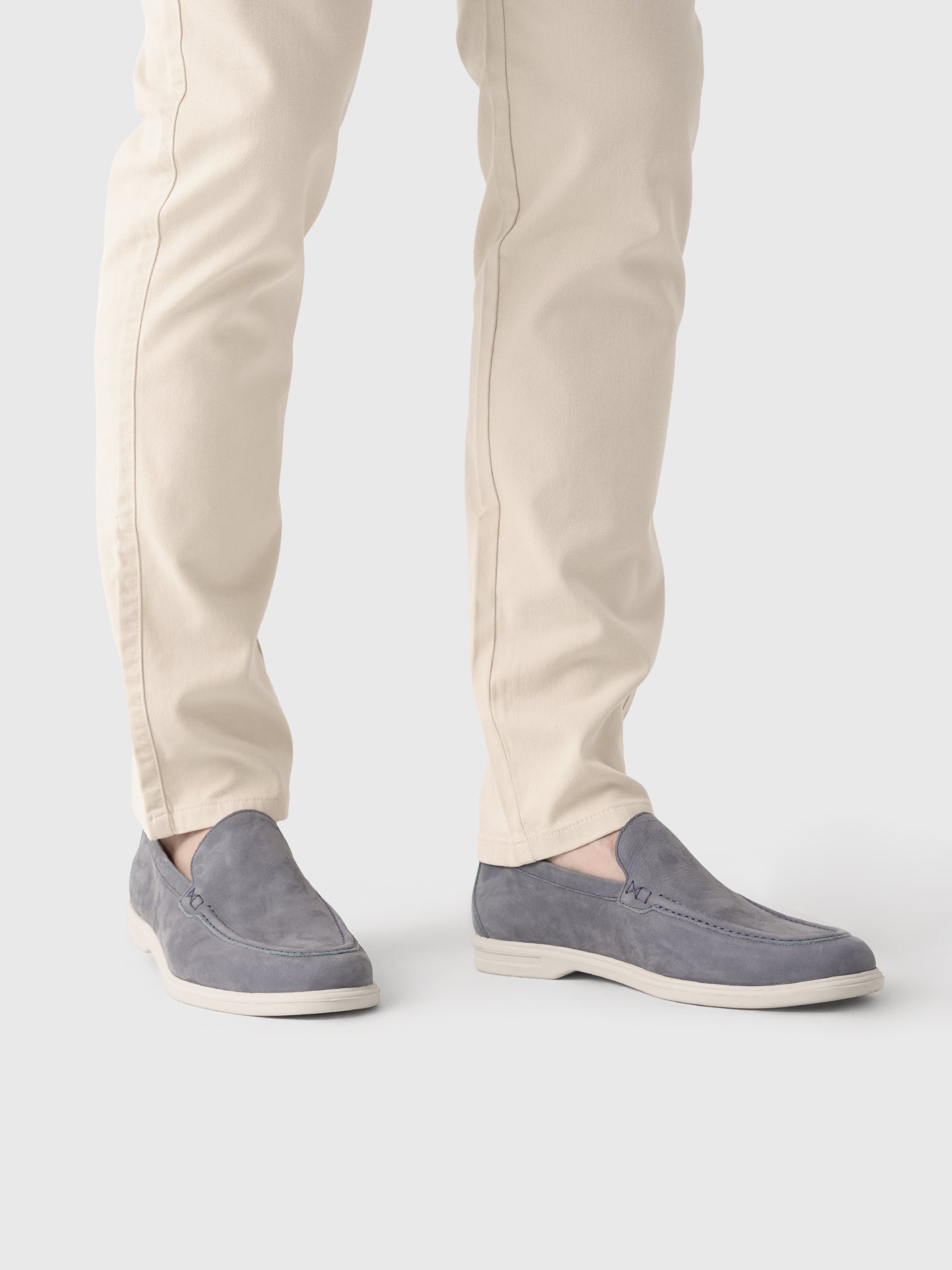 Peter Millar Crown Crafted Men's Excursionist Nubuck Venetian Loafer - Saint Bernard