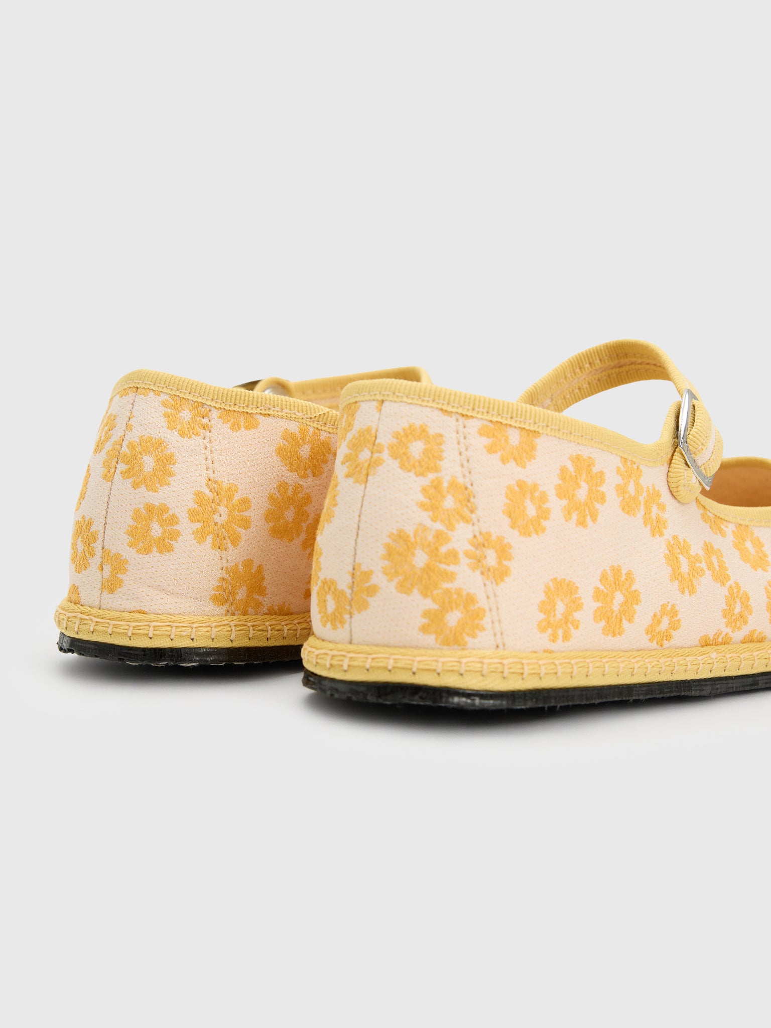 Vibi Venezia Women's Mary Jane Cotton Flat