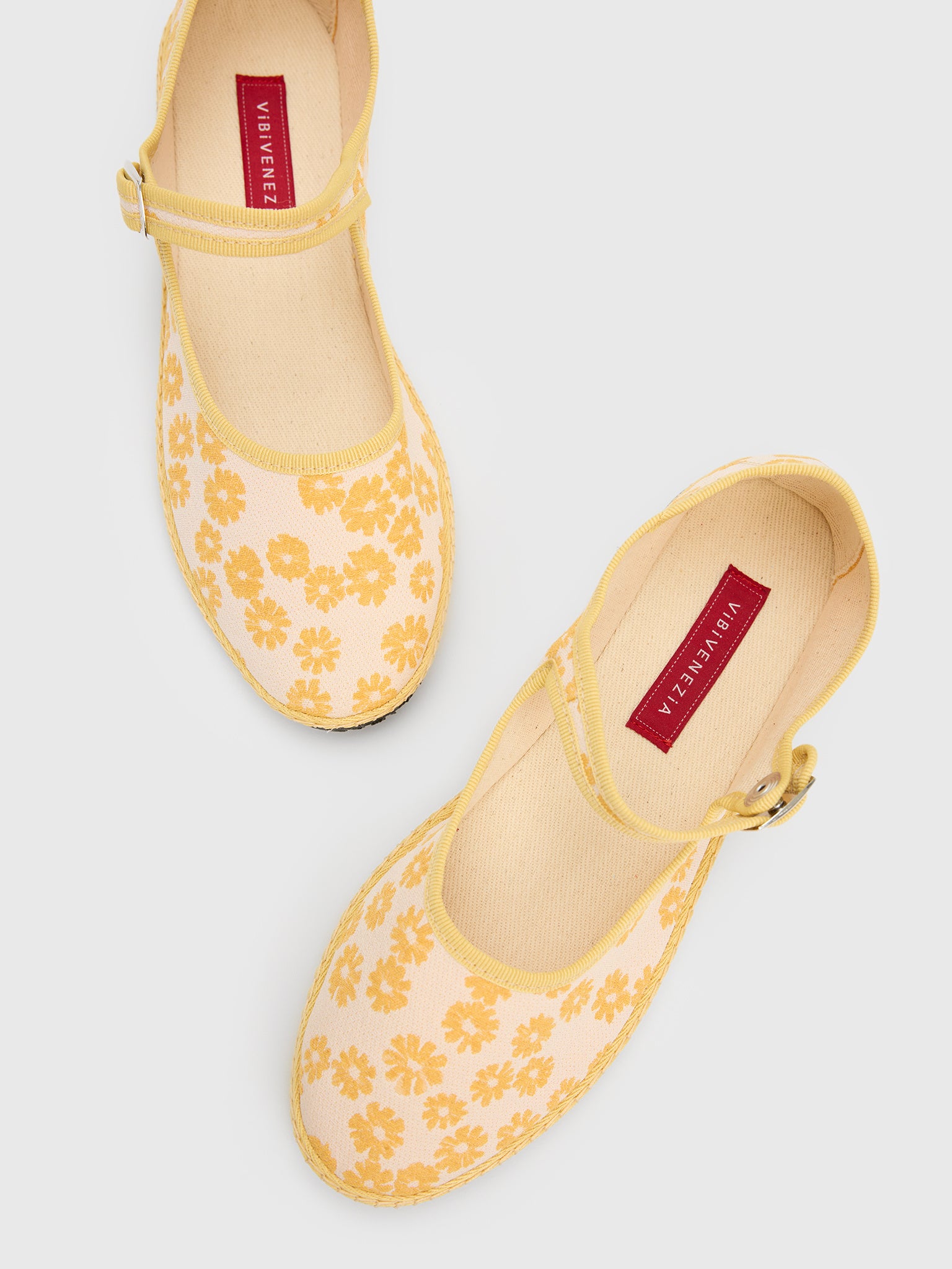 Vibi Venezia Women's Mary Jane Cotton Flat