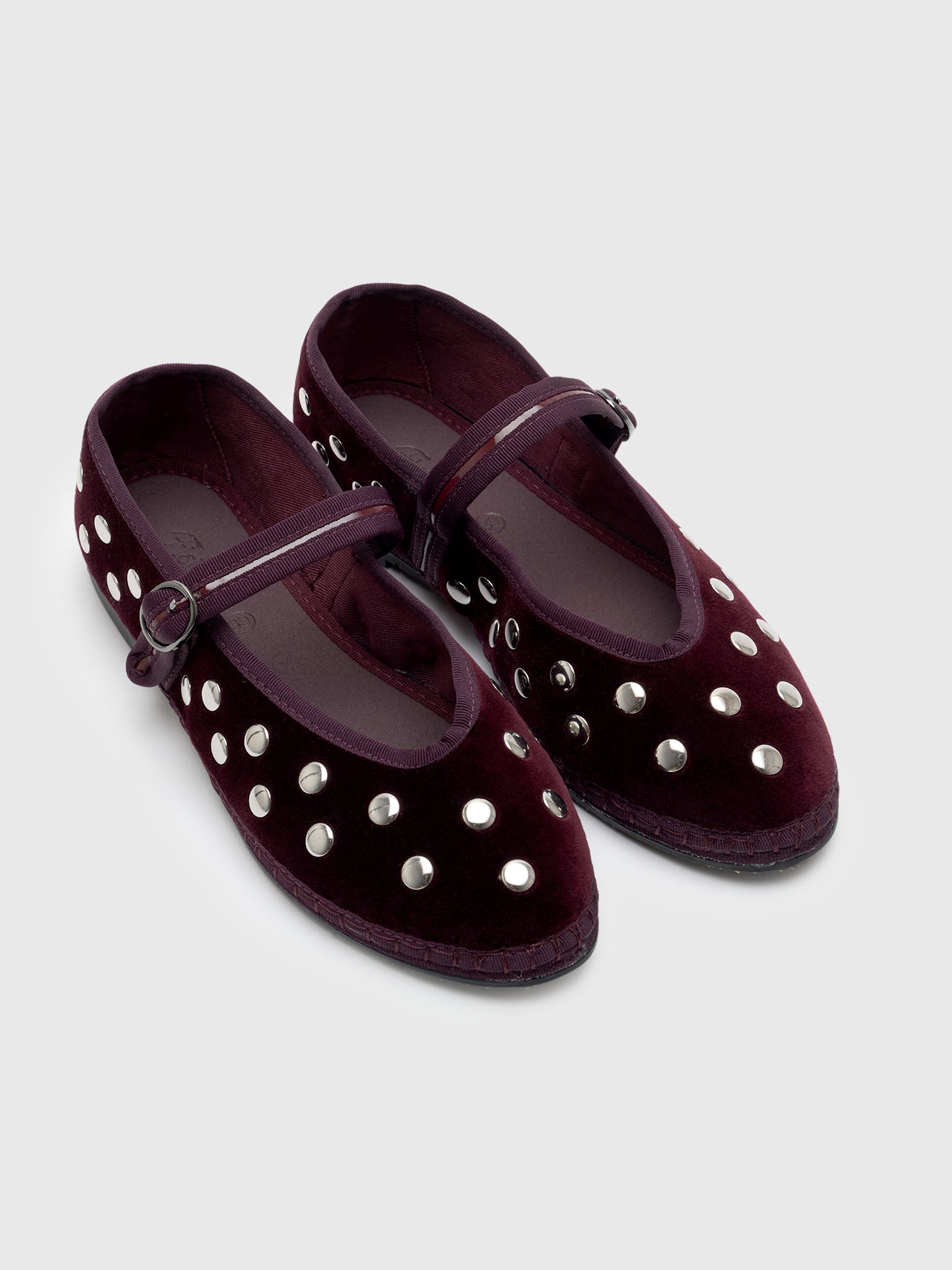 Flabelus Women's Mae Silver Wine Flat - Saint Bernard