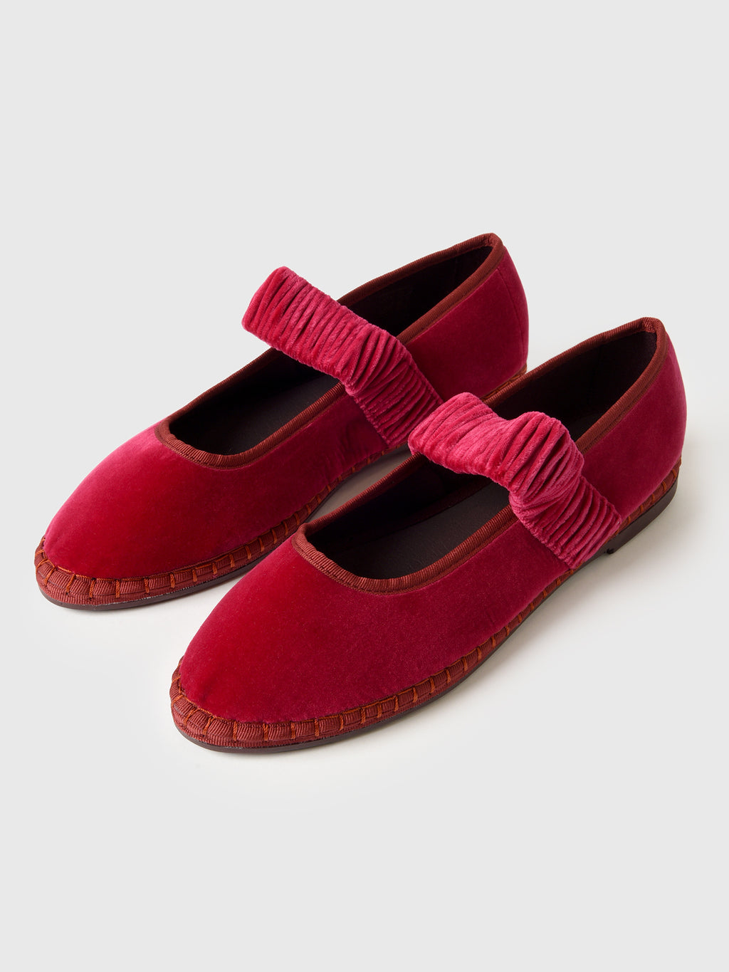 Flabelus Women's Mafalda Plum Flat - Saint Bernard