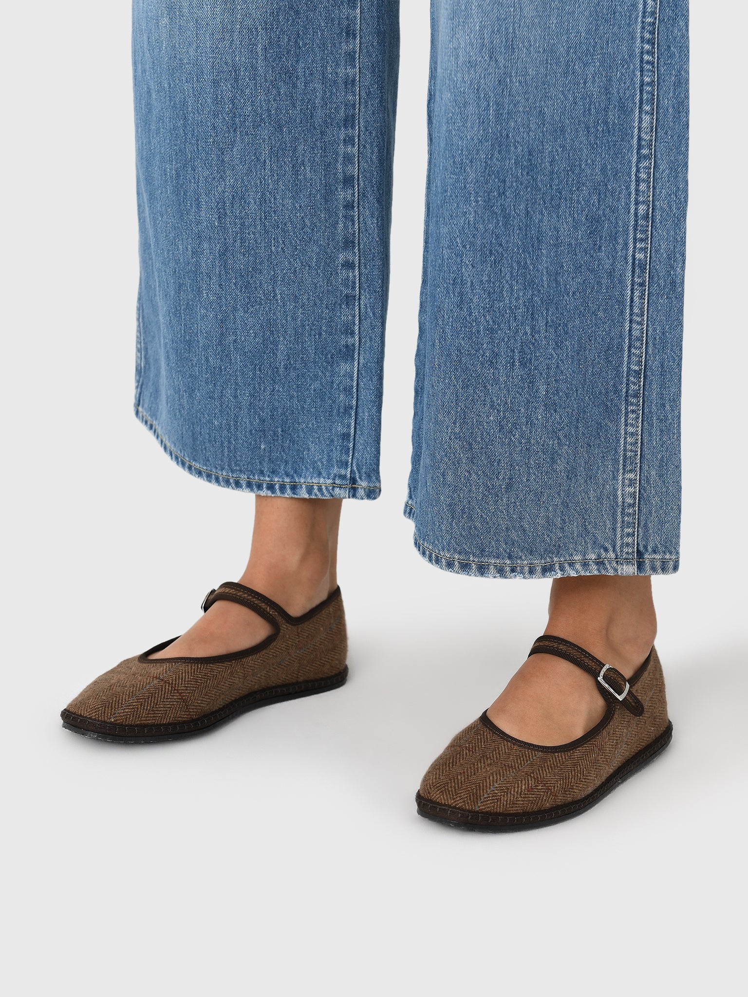 MAL13WO28CxBROWN-alt1