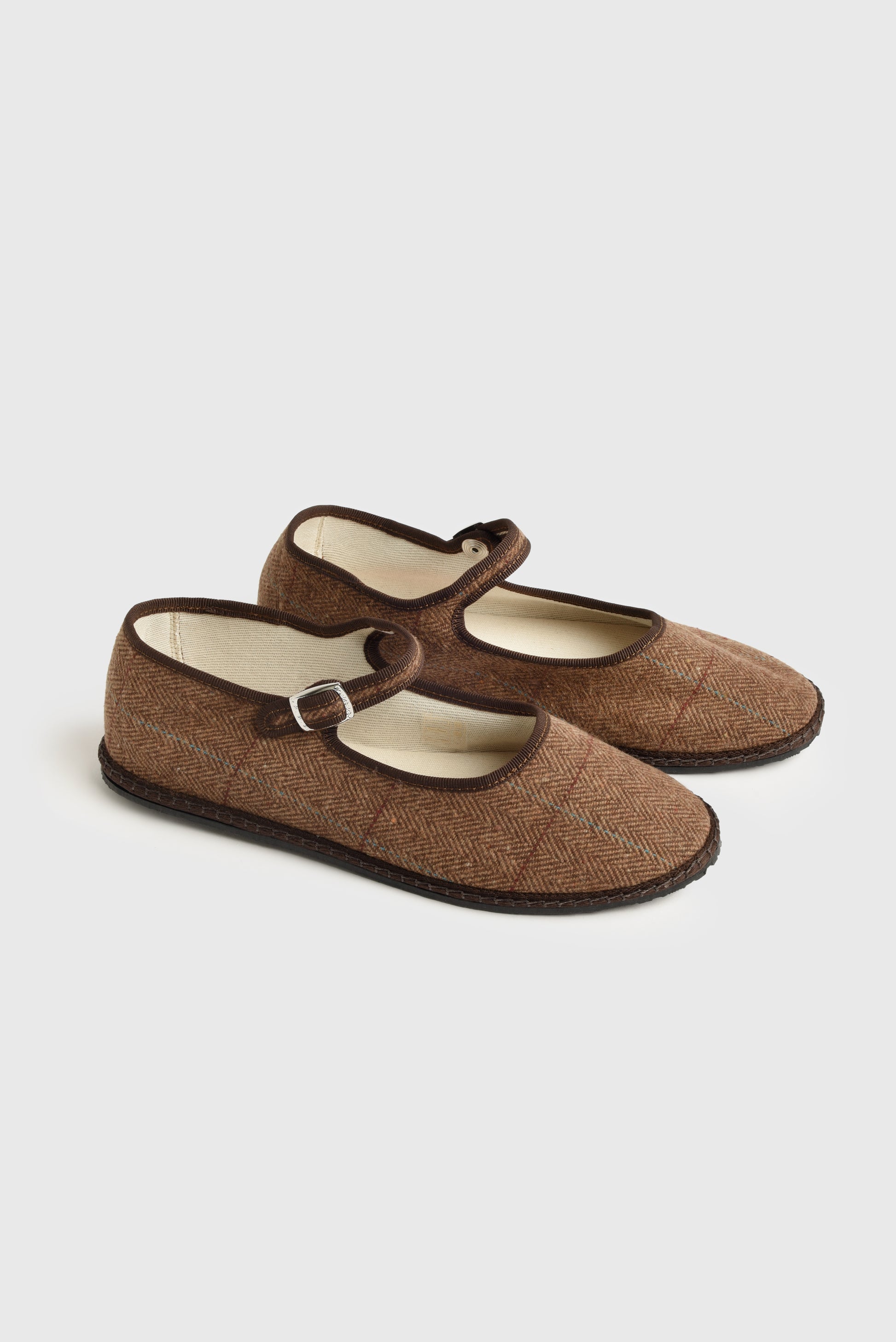Vibi Venezia Women's Mary Jane Wool Flat - Saint Bernard