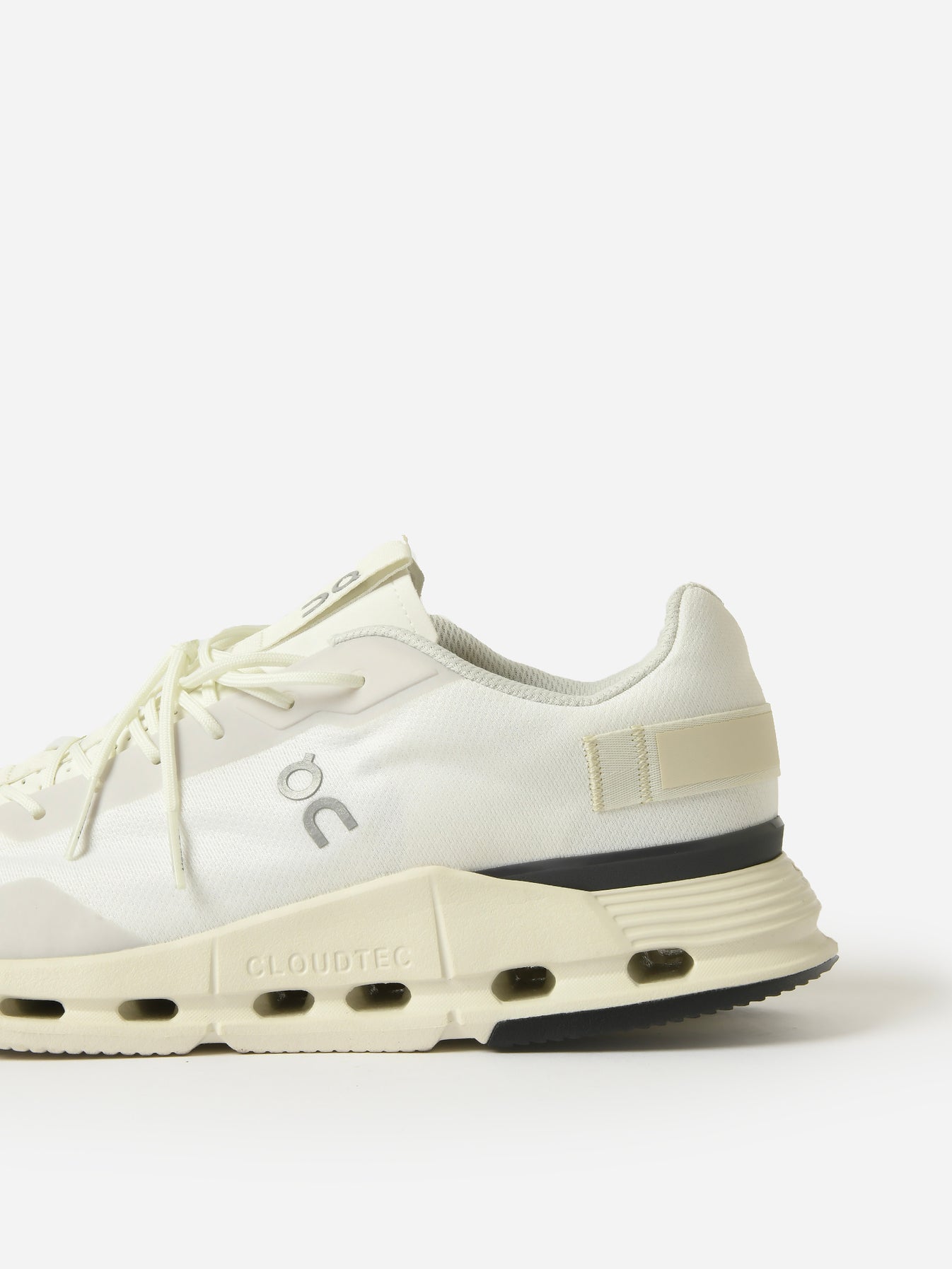 ON Men's Cloudnova Form Sneaker – saintbernard.com