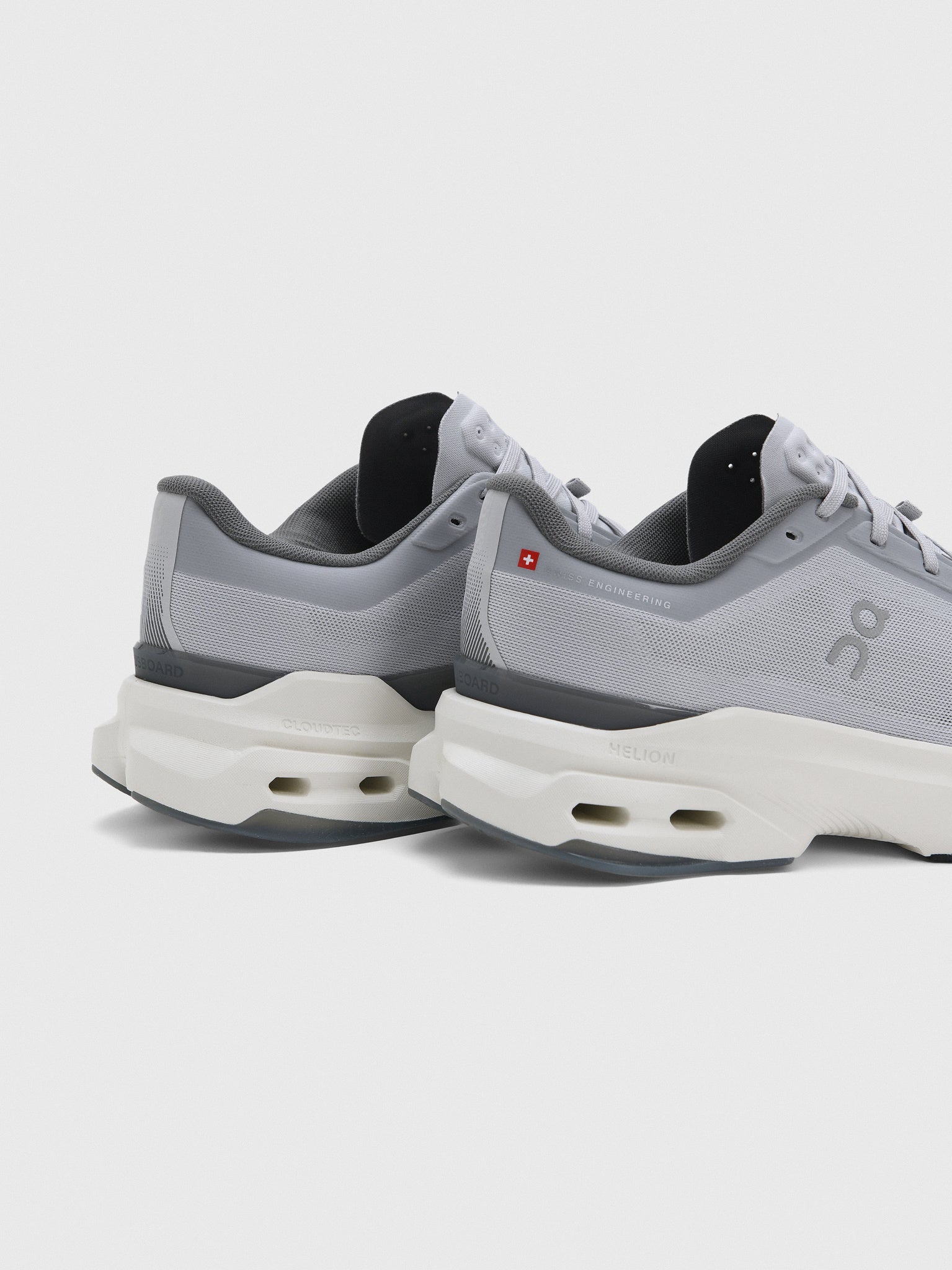 ON Men's Cloudpulse 2 Sneaker - Saint Bernard