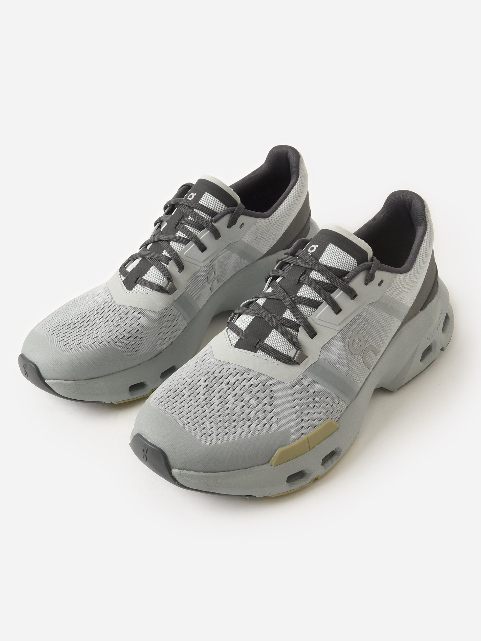 ON Men's Cloudpulse Sneaker - Saint Bernard