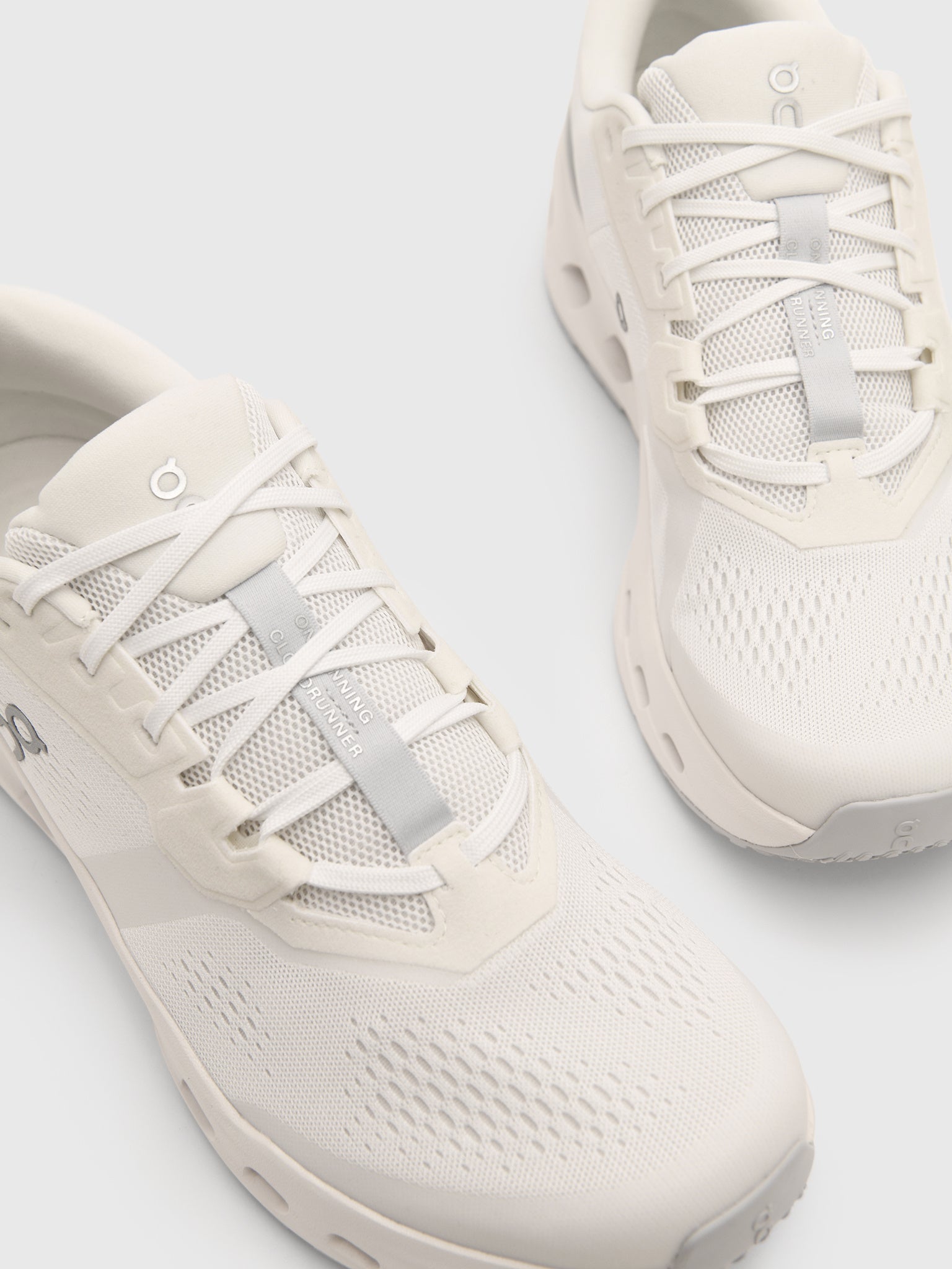 ON Men's Cloudrunner 3 Running Shoe - Saint Bernard