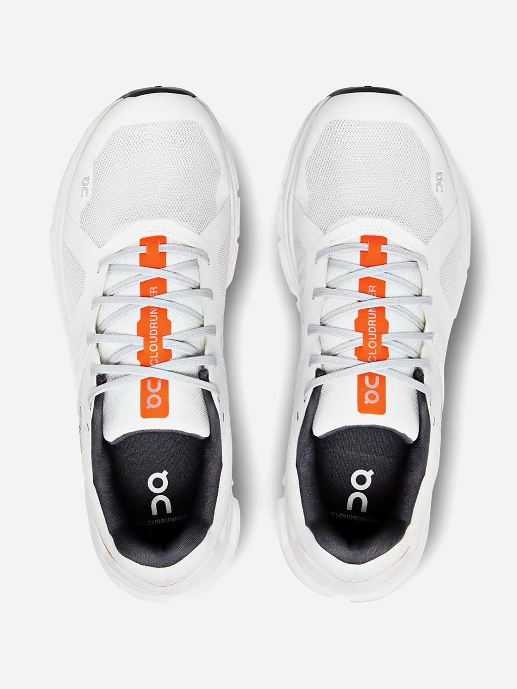 MENS CLOUDRUNNERxUNDYEDWHITEFLAME-alt1