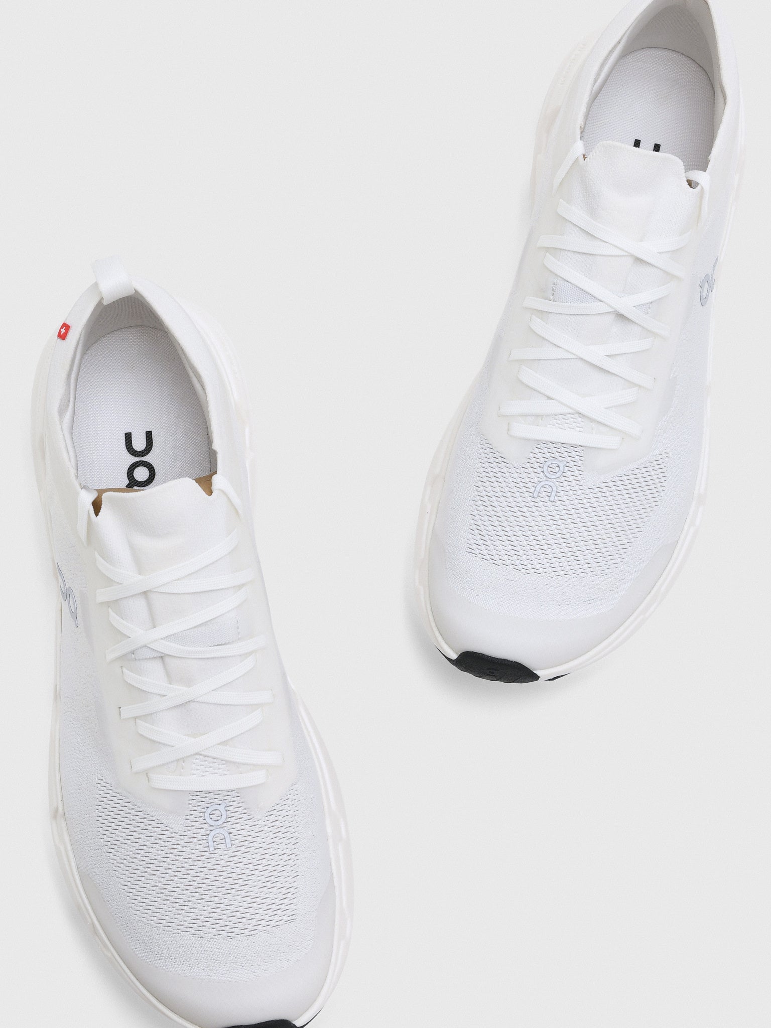 ON Men's Cloudsoma Trail Sneaker - Saint Bernard