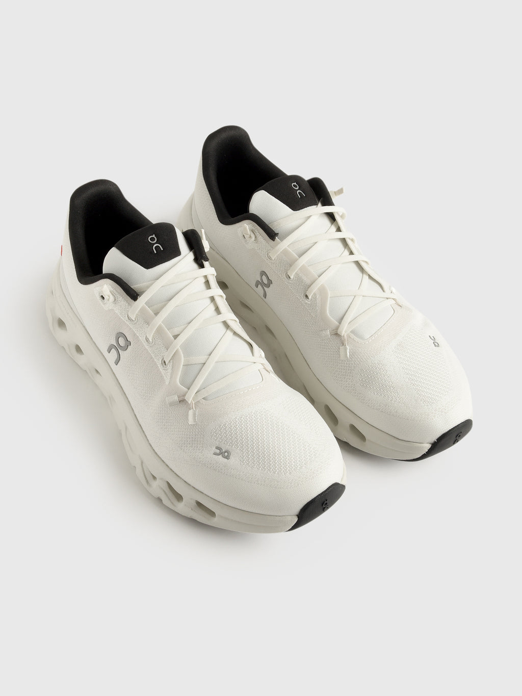 ON Men's Cloudtilt Sneaker - Saint Bernard