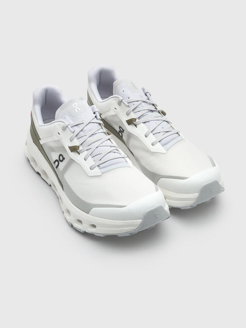 ON Men's Cloudvista 2 Trail Sneaker