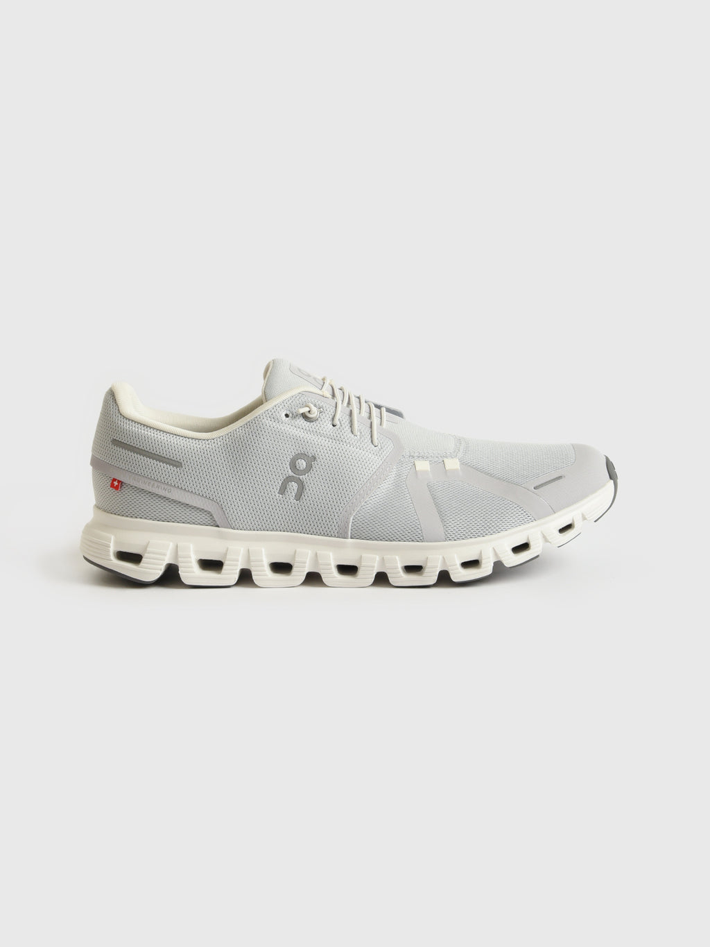 MENS CLOUD 6xGLACIERWHITE-alt1
