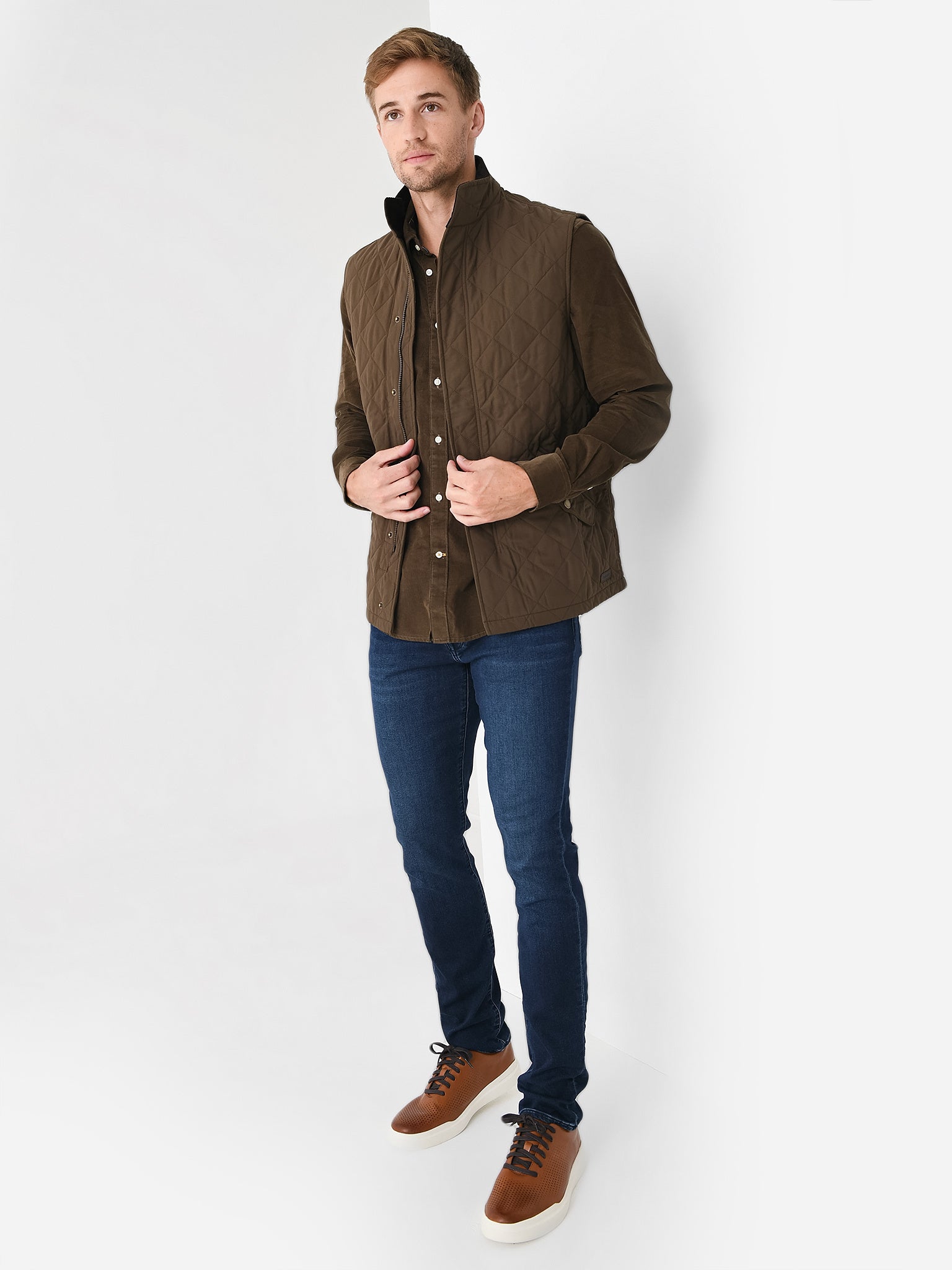 Barbour Men's Shoveler Gilet | $215.00 | Saint Bernard