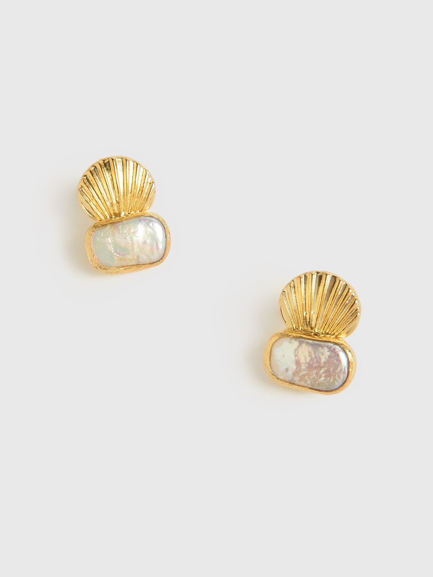 Maison Irem Seabelle Earrings - Saint Bernard