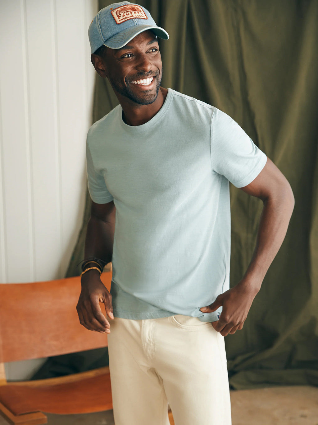 Faherty Brand Men's Sunwashed Tee - Saint Bernard