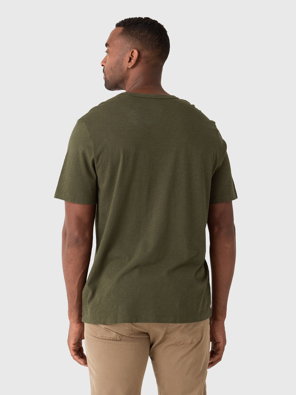 Faherty Brand Men's Sunwashed Regenerative Pocket Tee - Saint Bernard