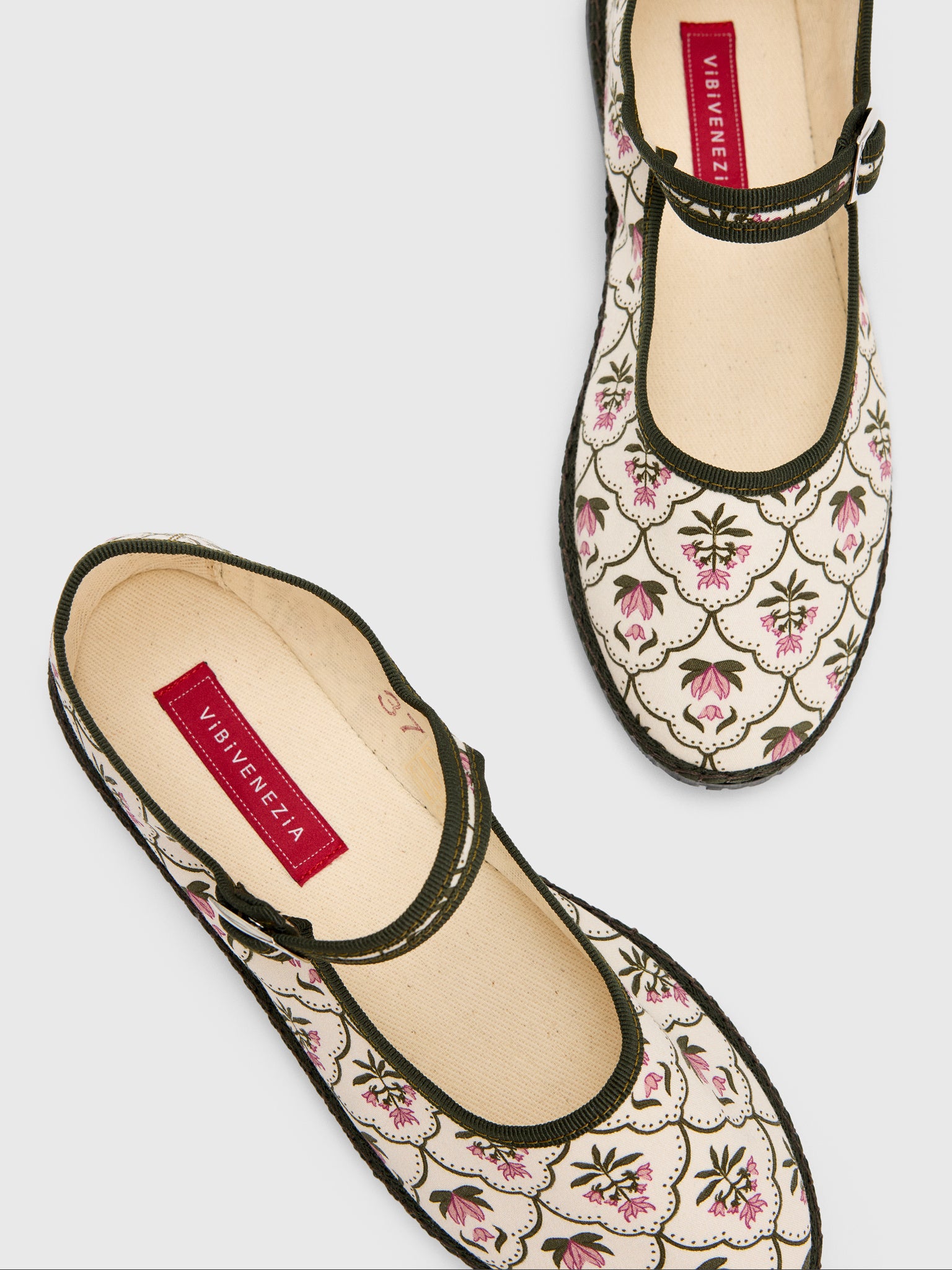 Vibi Venezia Women's Mary Jane Cotton Flat