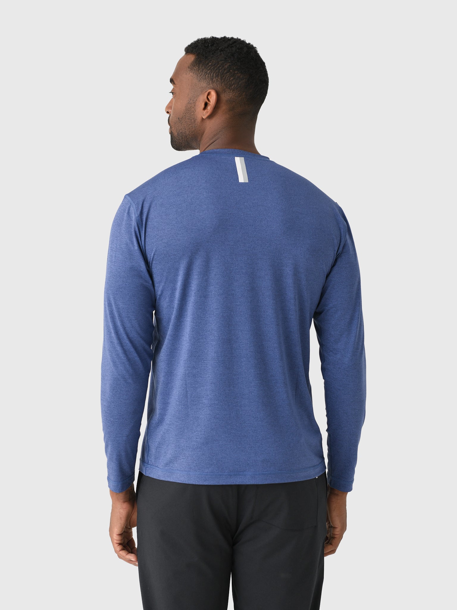 MLTE0005-0001xDEEPNAVYSHORTSTOPBLUE-alt2