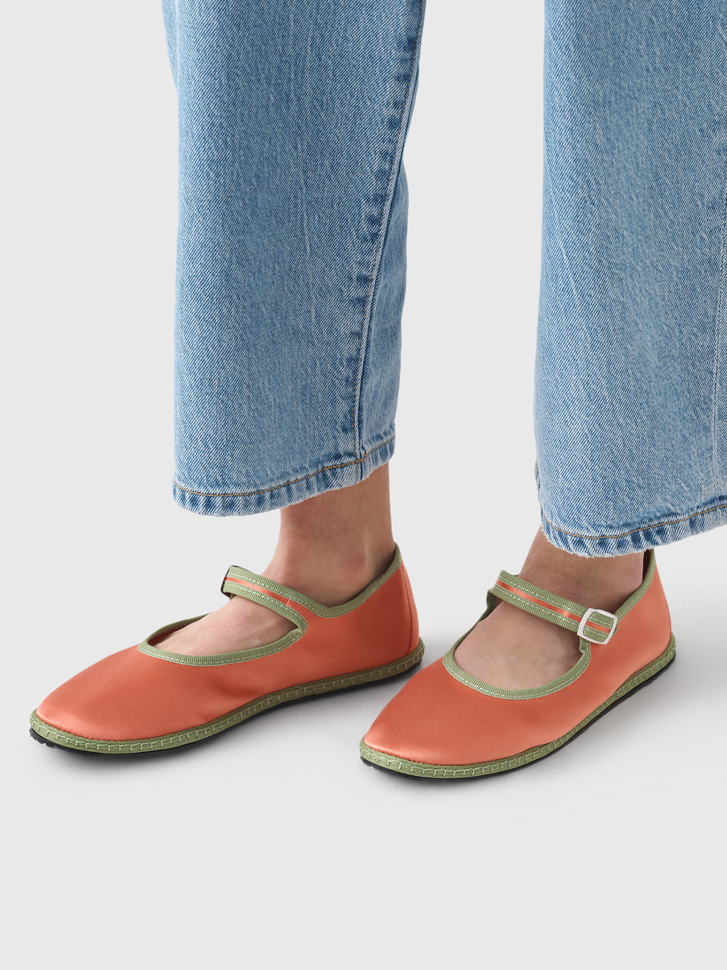 Vibi Venezia Women's Mary Jane Silk Flat - Saint Bernard
