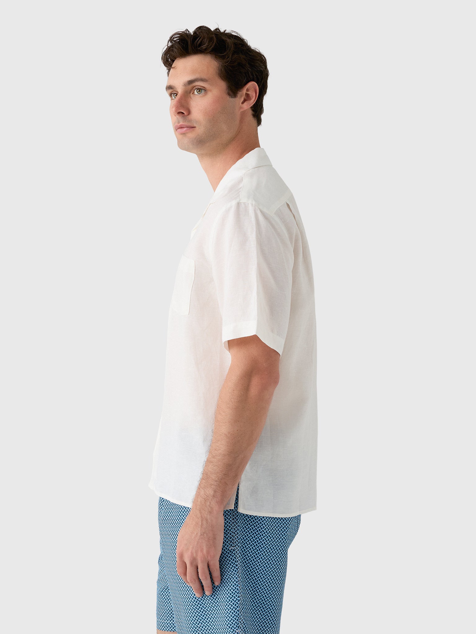 Onia Men's Air Linen Convertible Vacation Shirt - Saint Bernard
