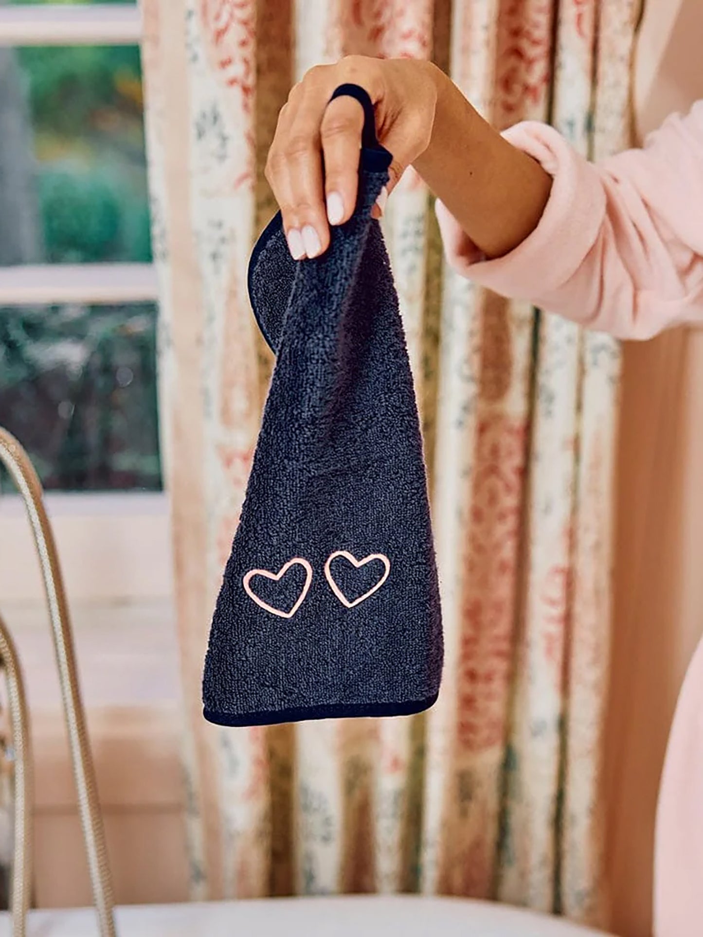 Makeup TowelsxCORALHEARTS-alt1