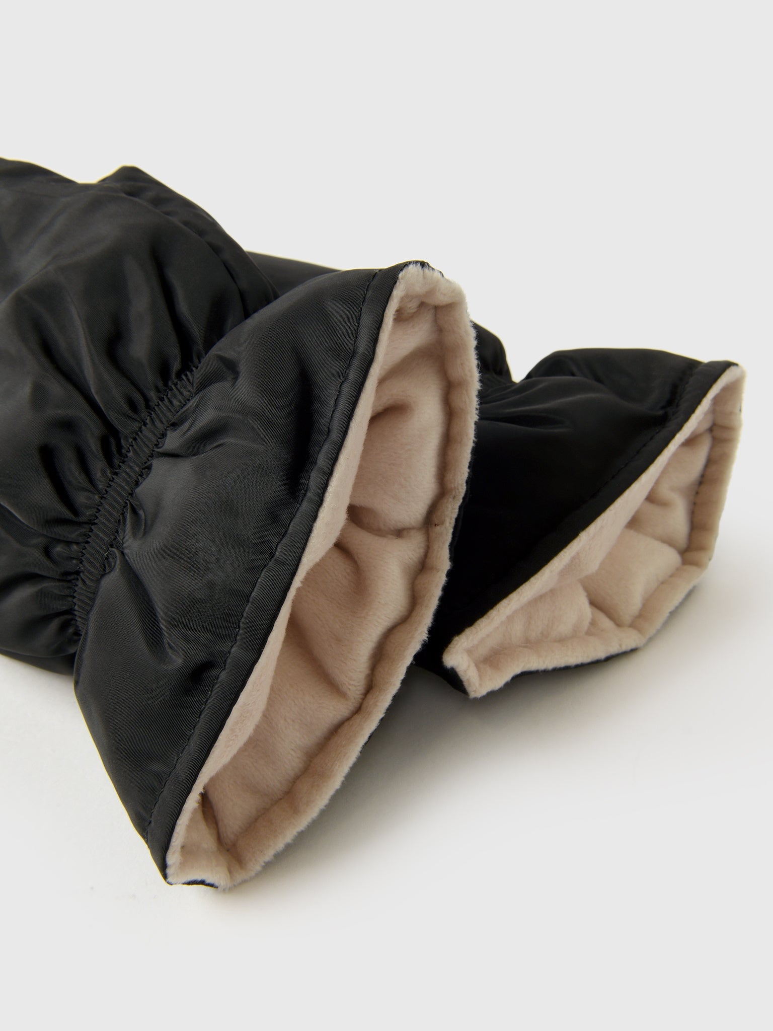 NAJA156xBLACK-alt1