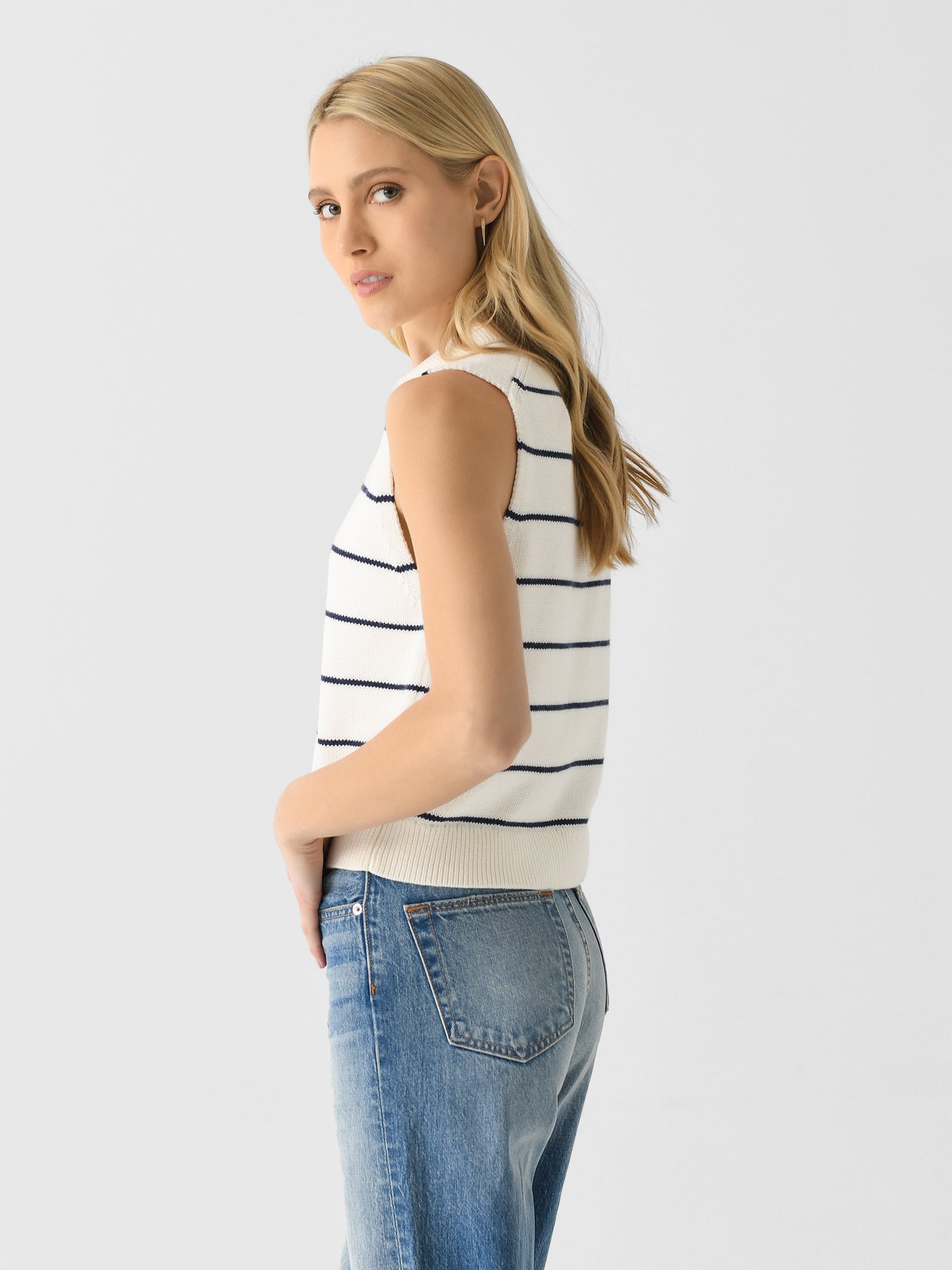 NAYLA07xMILKBLUE-alt2