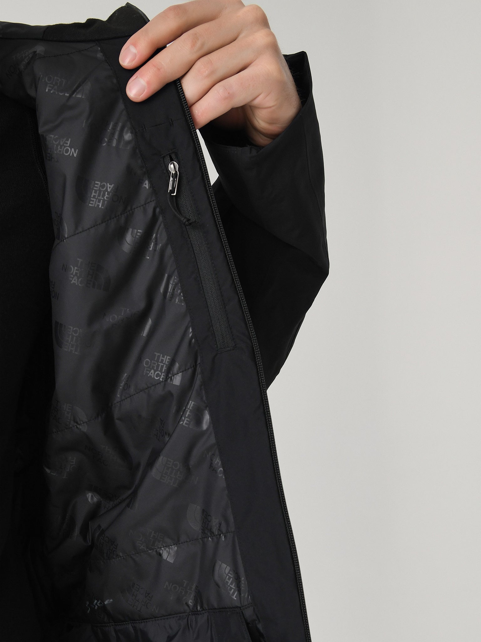 NF0A87Y9xTNFBLACK-alt6