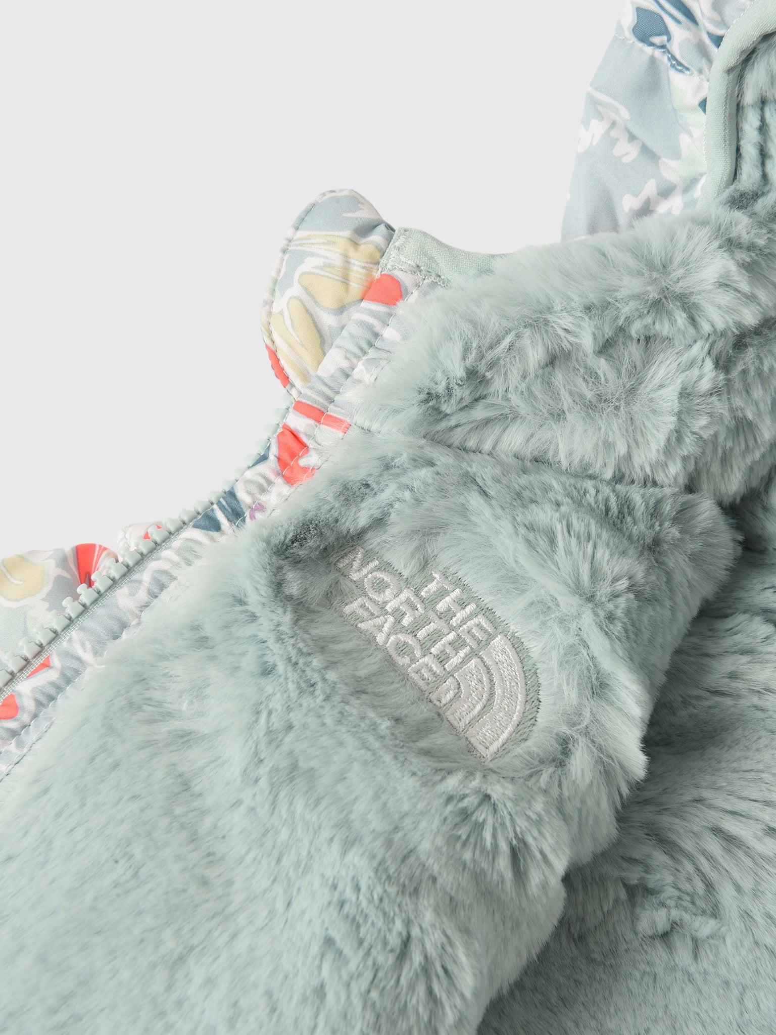 NF0A88VVxMUTEDPINEFOLKFLORALTOSSEDPRINT-alt3