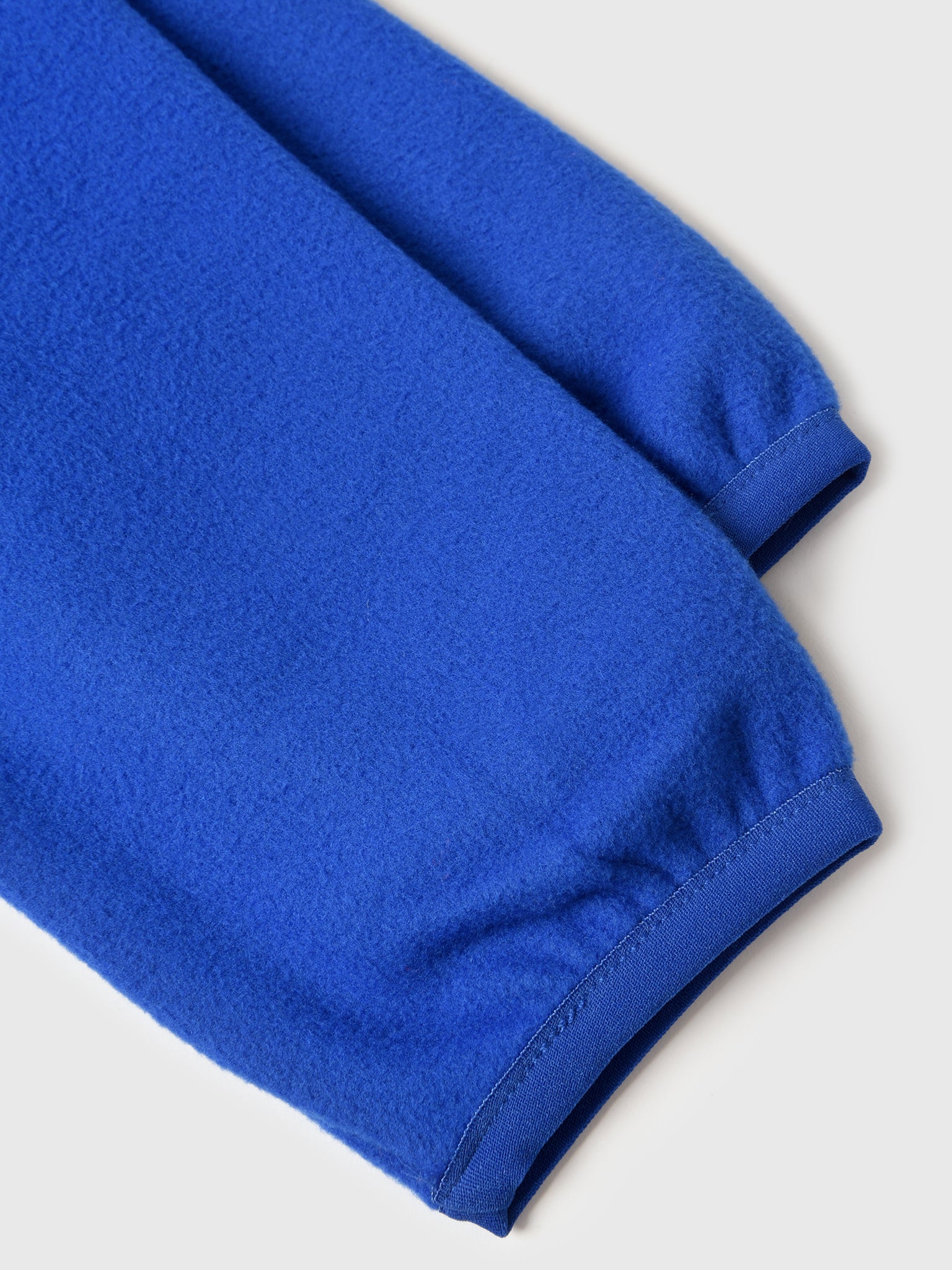 NF0A8B1AxTNFBLUE-alt2