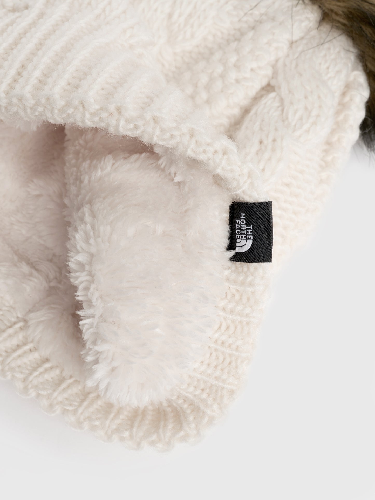 NF0A8CGRxWHITEDUNE-alt3