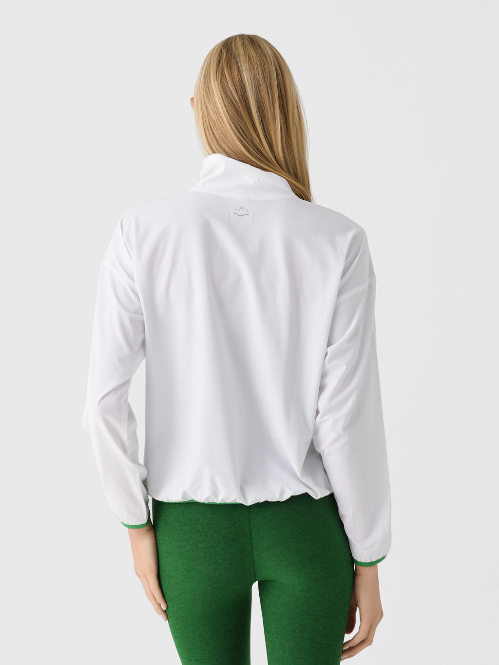 NN7951xTRUEWHITEHOMECOURTGREEN-alt3