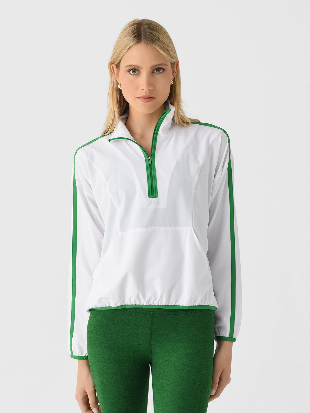 Beyond Yoga Women's Stretch Woven Course Contrast Half-Zip Pullover - Saint Bernard