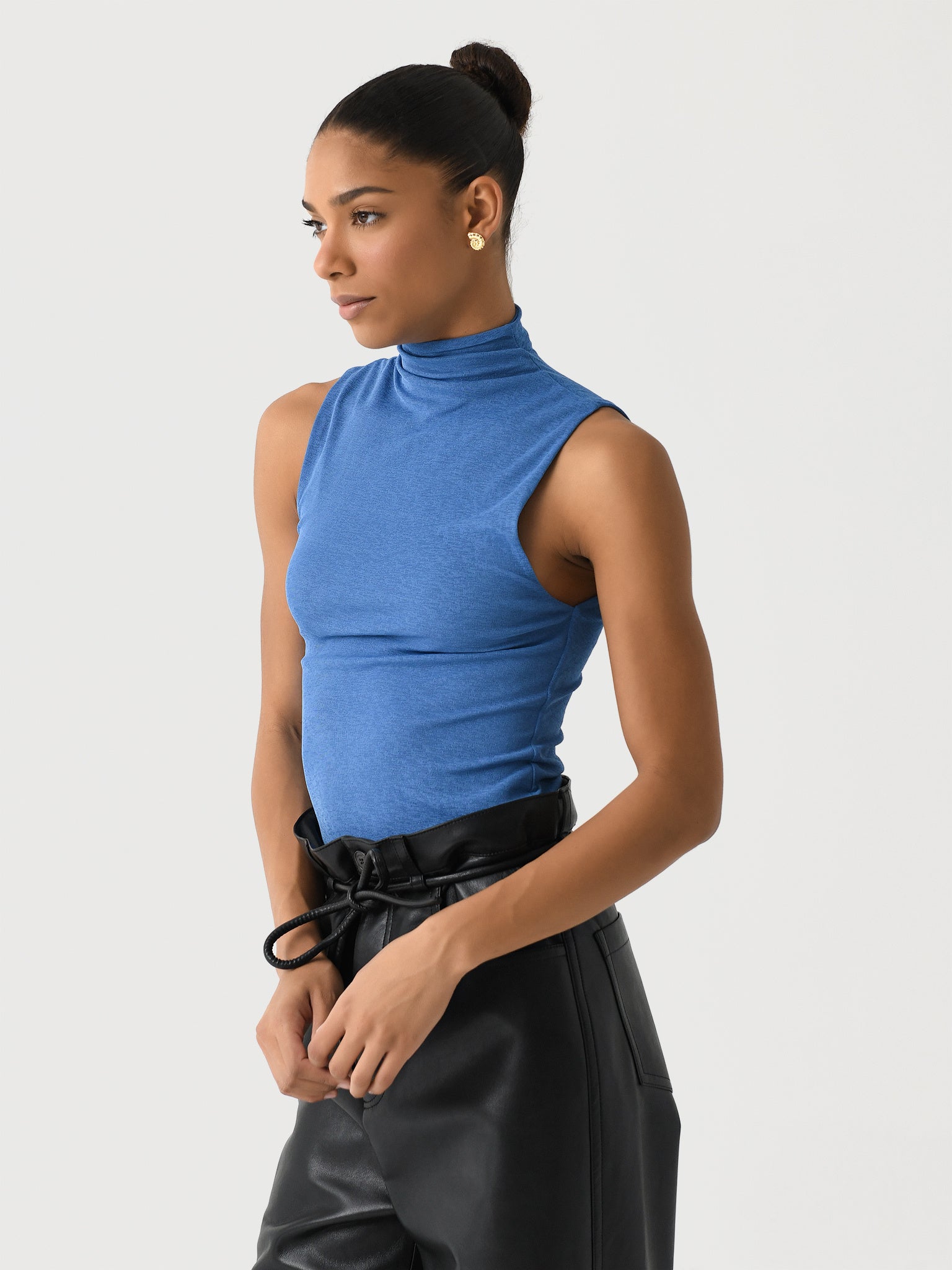 NW24FWTP32854xBLUE-alt2