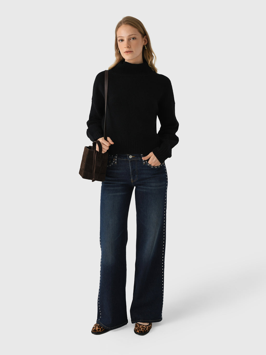 NWCT006681xBLACK-alt1