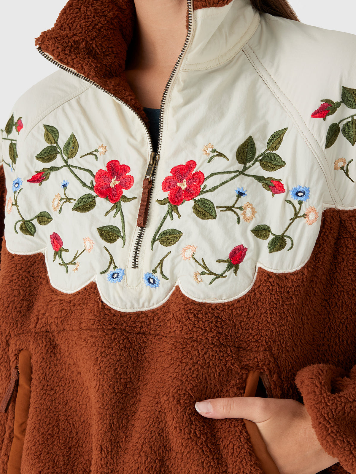 The Great Outdoors Women's The Plush Wildflower Pullover - Saint Bernard