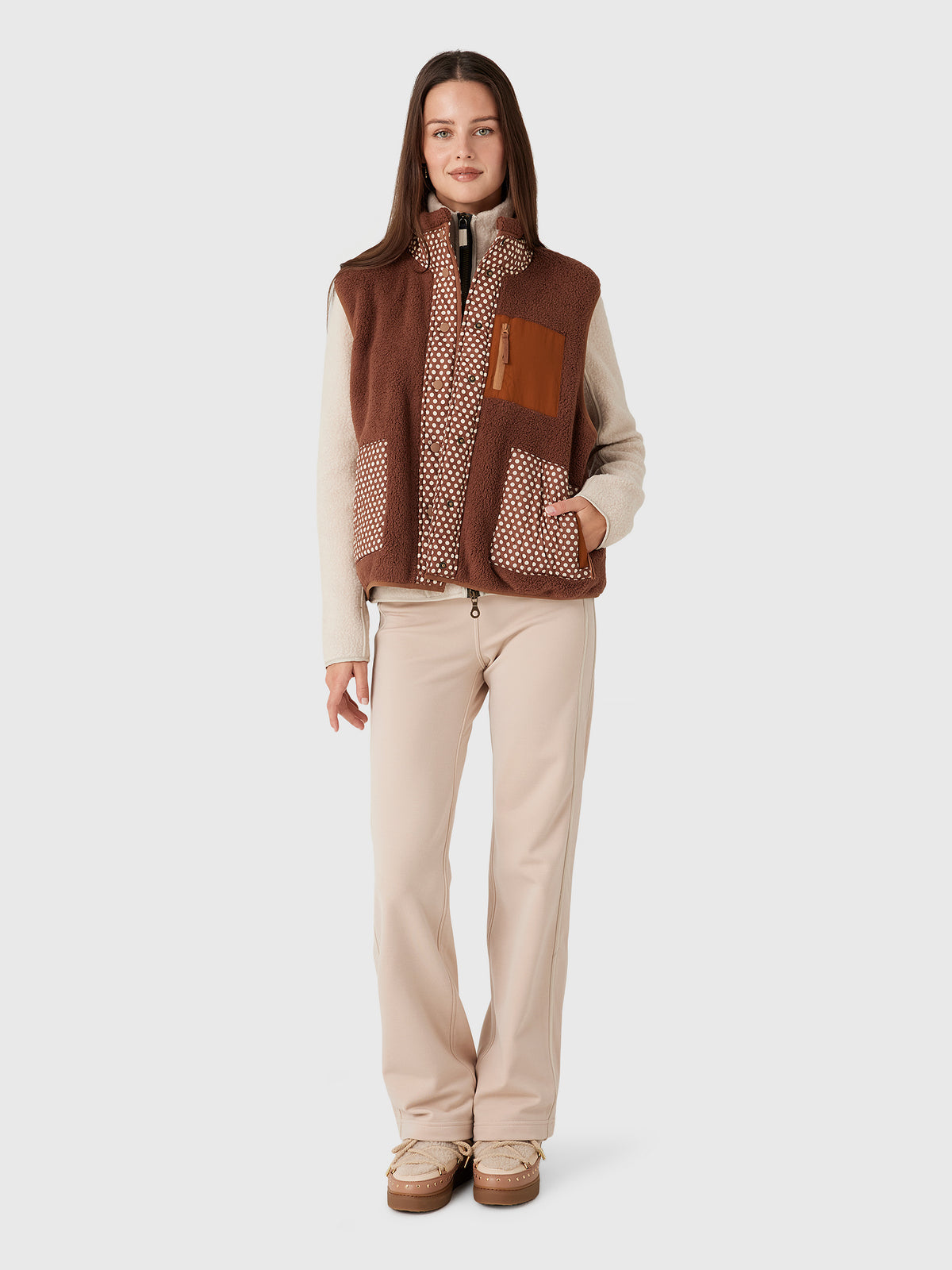 The Great Outdoors Women's The Plush Crosswind Vest - Saint Bernard