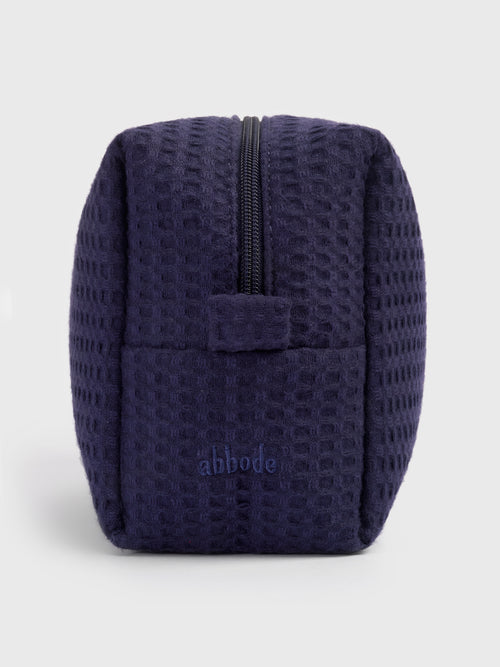 Abbode Out of Office Skiing Waffle Pouch