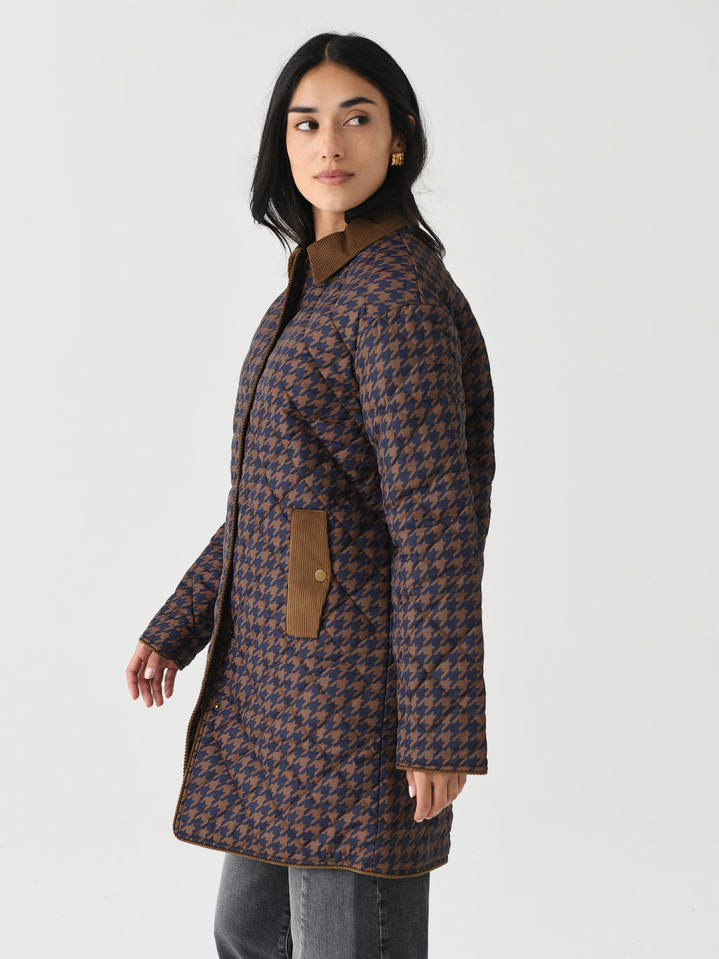 OW31F6xVICUNANAVYHOUNDSTOOTH-alt2