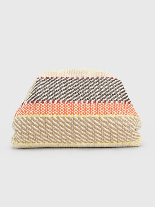 JOANSiE Oyster Clutch